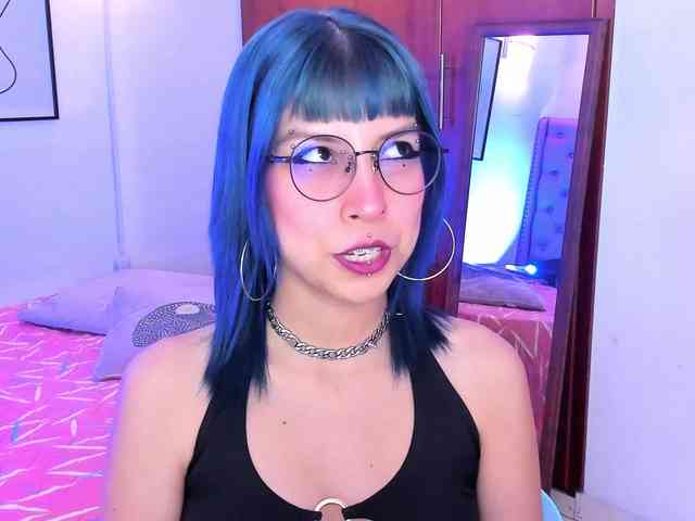 Salome-sweet webcam