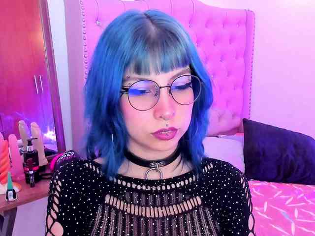 Salome-sweet webcam