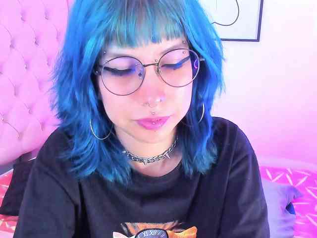 Salome-sweet webcam
