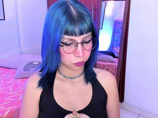 Salome-sweet webcam