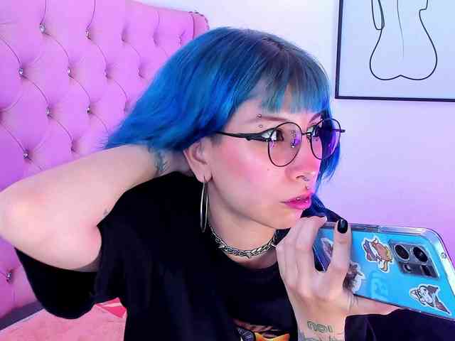 Salome-sweet webcam