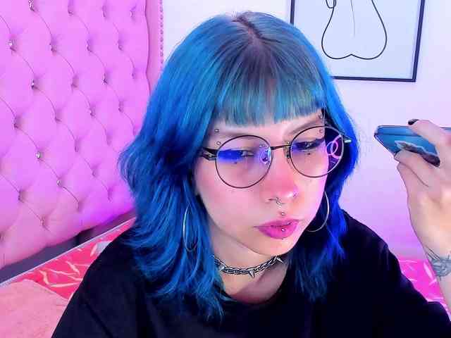 Salome-sweet webcam