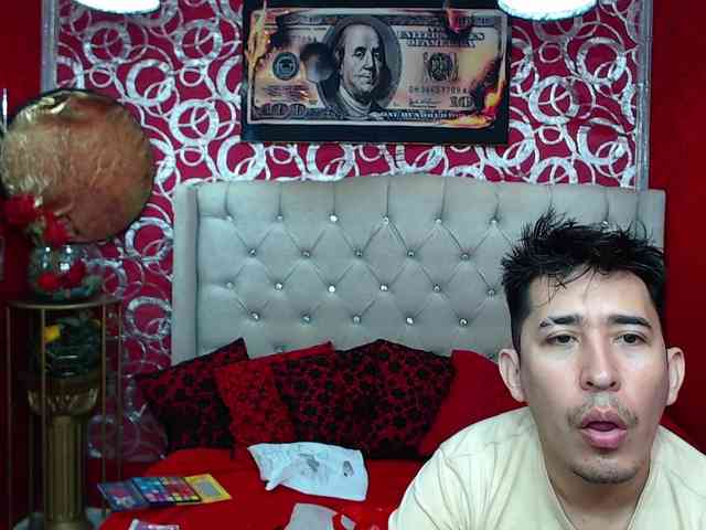 transgato Live Webcam on BongaCams