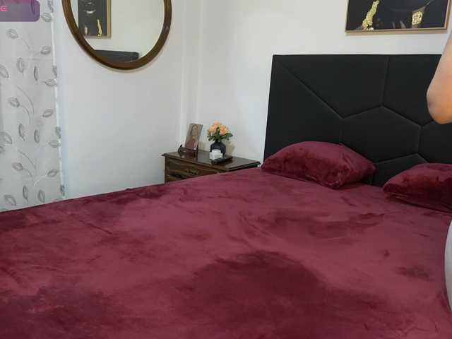 AdelleSweet's BongaCams show and profile