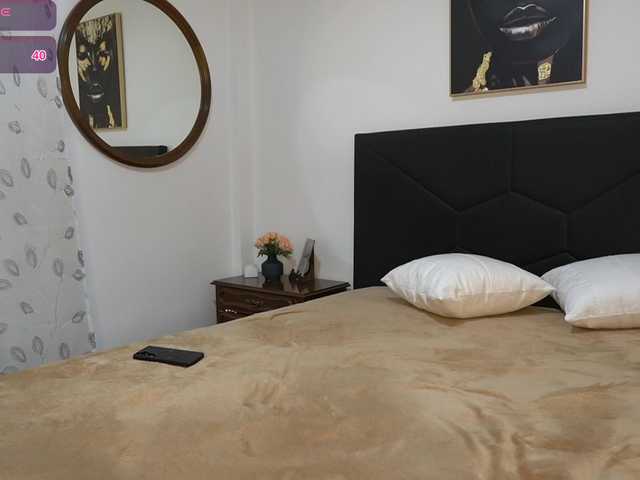 AdelleSweet's BongaCams show and profile