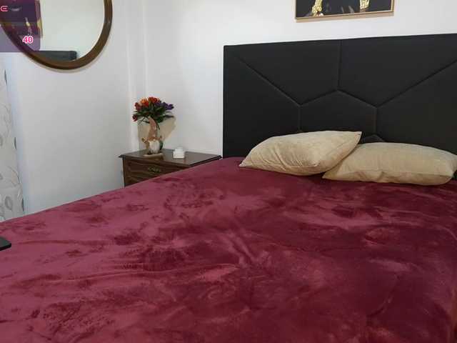 AdelleSweet's BongaCams show and profile