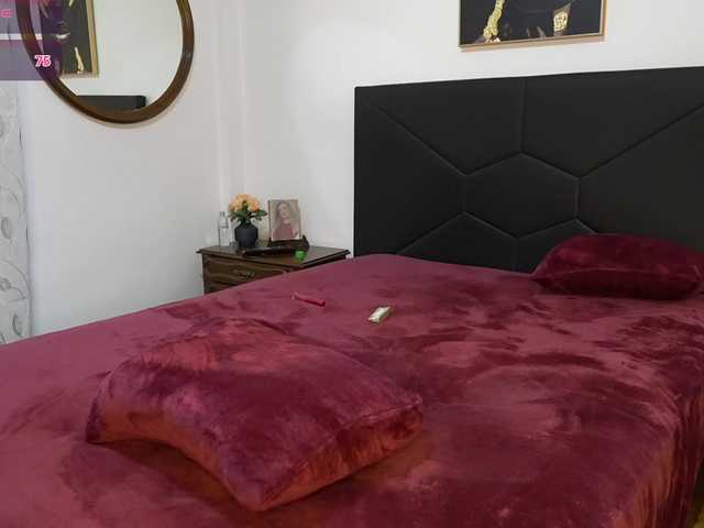 AdelleSweet's BongaCams show and profile