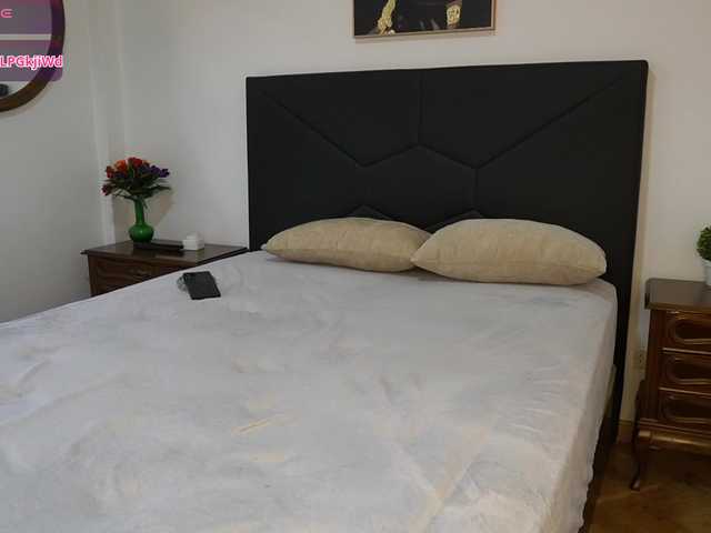 AdelleSweet's BongaCams show and profile