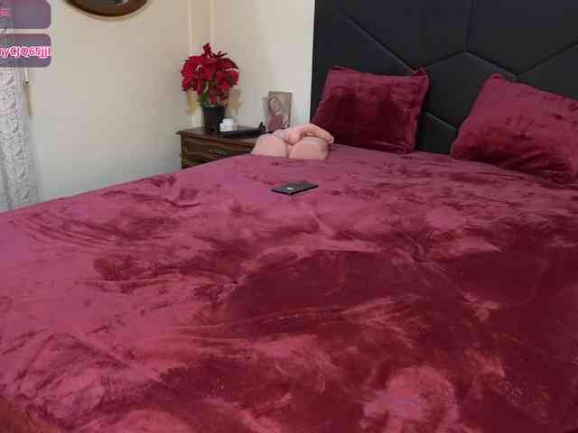 AdelleSweet AdelleSweet