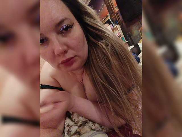 Sweetflowera's BongaCams show and profile