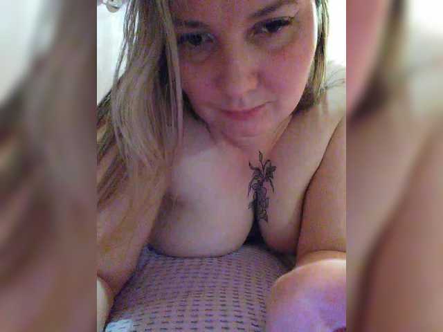 Sweetflowera from BongaCams is Freechat