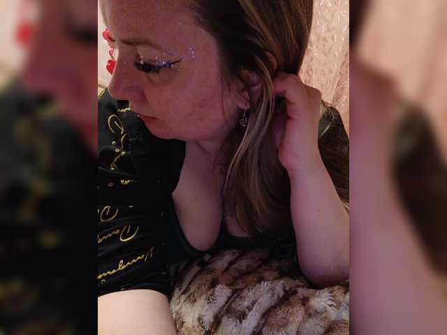 Sweetflowera's BongaCams show and profile