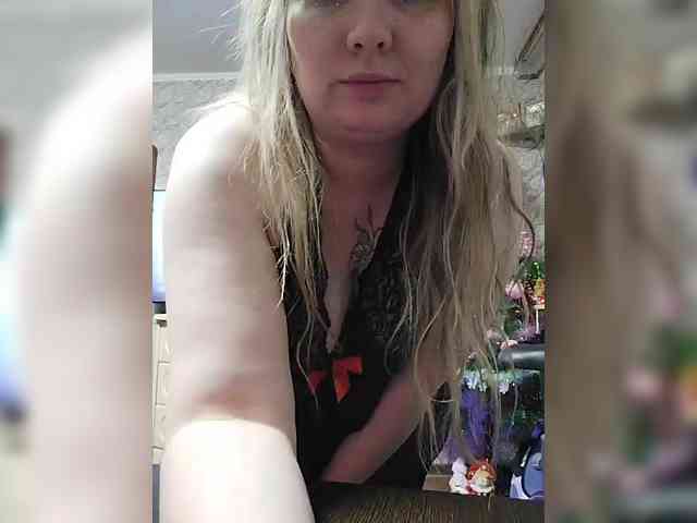 Sweetflowera Live Webcam on BongaCams