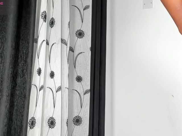 Deliciousbizt's BongaCams show and profile