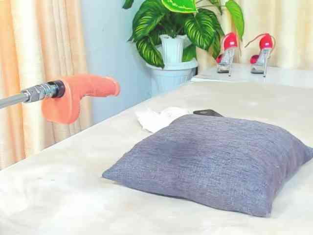 delicious_freak webcam