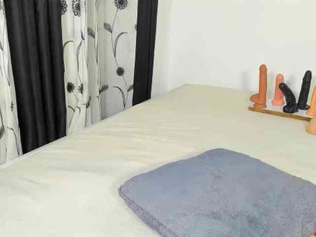 delicious_freak webcam