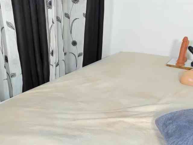 delicious_freak webcam