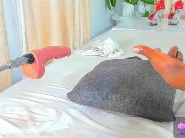 delicious_freak webcam