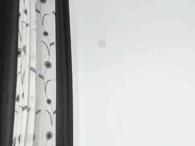 delicious_freak webcam