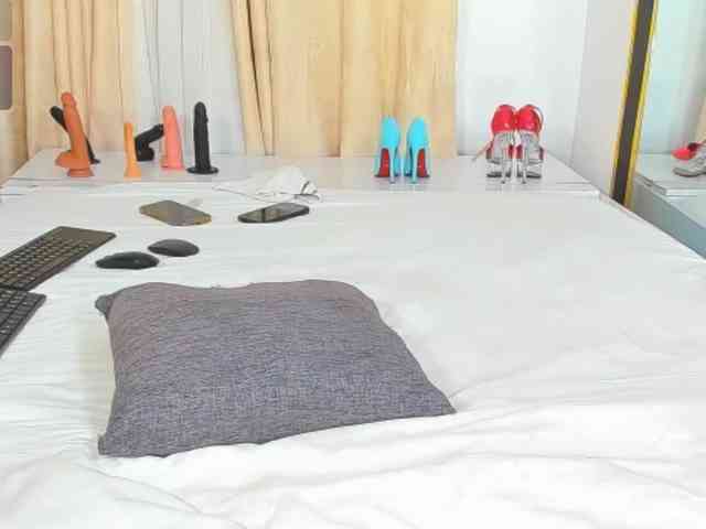 delicious_freak webcam