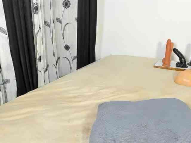 delicious_freak webcam