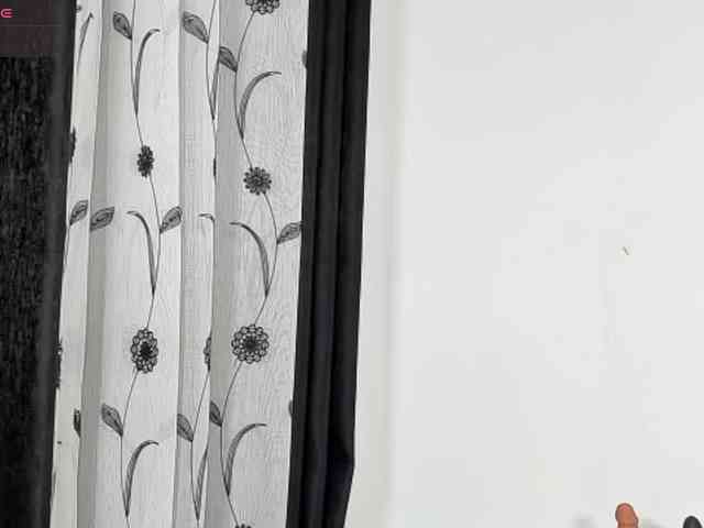 delicious_freak webcam