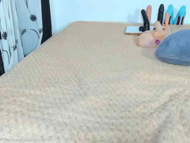 delicious_freak webcam