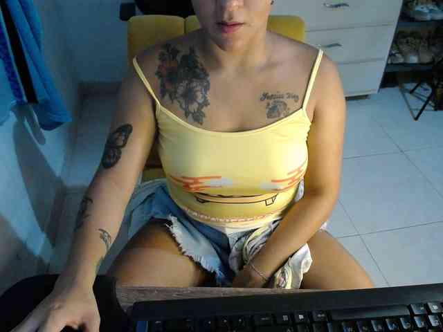 girlsex01 webcam