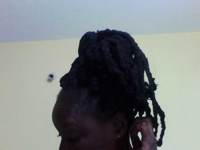 Princessmiles's BongaCams show and profile