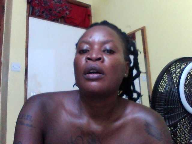 Princessmiles's BongaCams show and profile