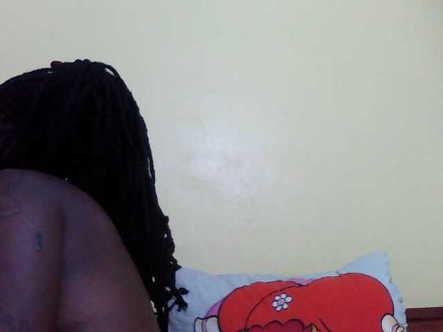 Princessmiles's BongaCams show and profile