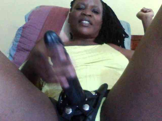 Princessmiles webcam