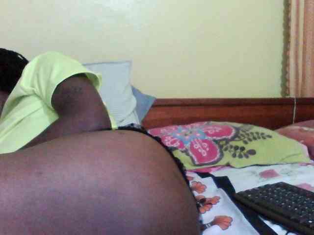 Princessmiles webcam