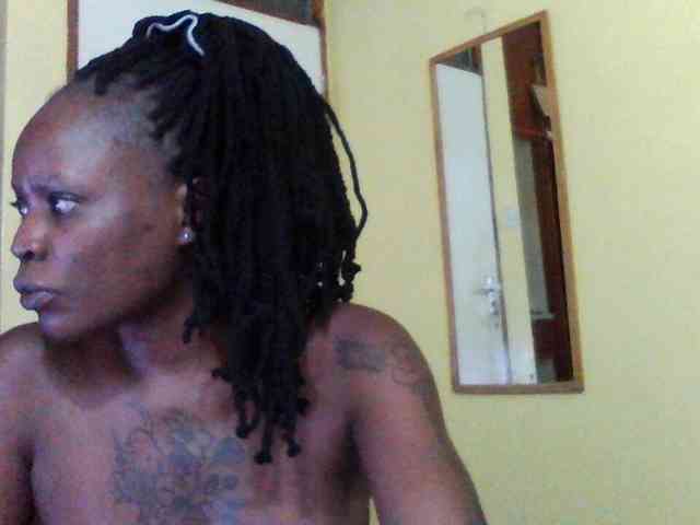 Princessmiles webcam