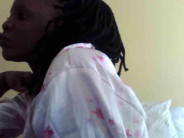 Princessmiles webcam