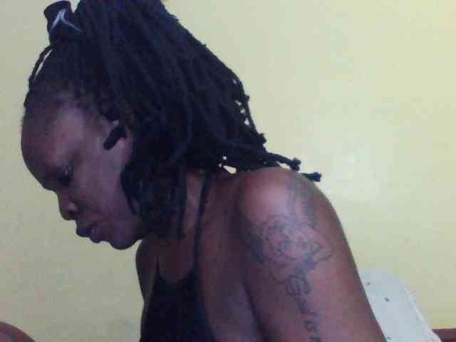 Princessmiles webcam