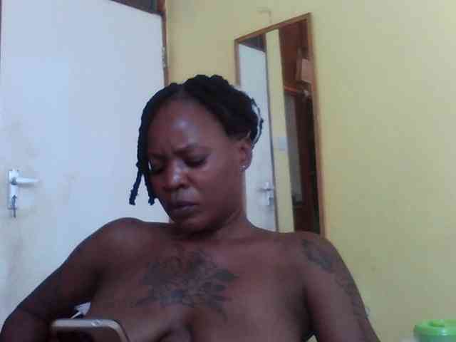 Princessmiles webcam