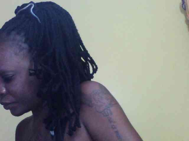 Princessmiles webcam