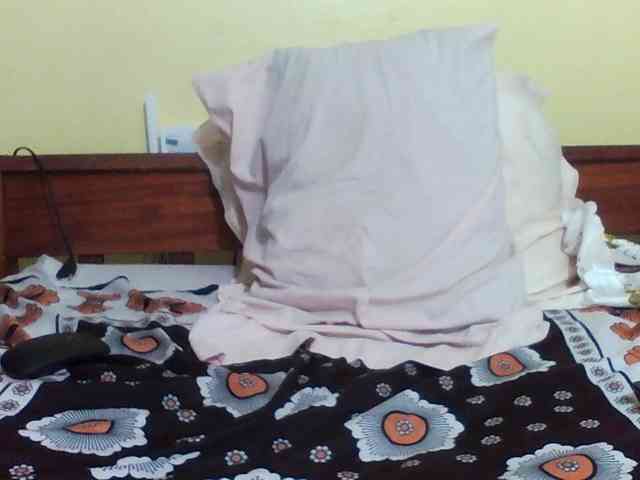 Princessmiles webcam