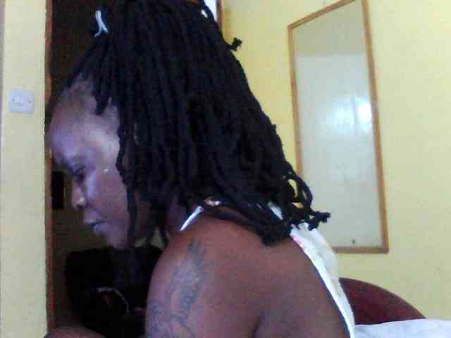 Princessmiles webcam