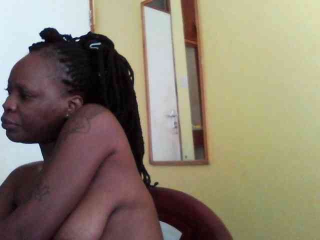 Princessmiles webcam
