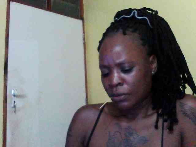 Princessmiles webcam