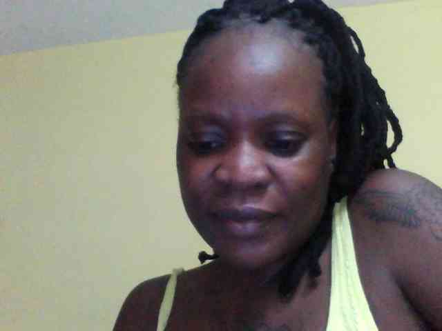 Princessmiles webcam