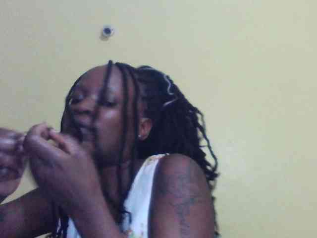 Princessmiles webcam