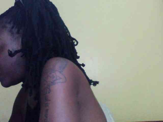 Princessmiles webcam