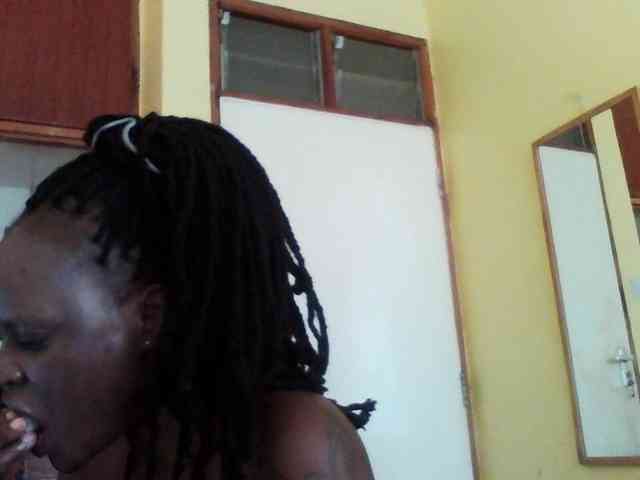 Princessmiles webcam