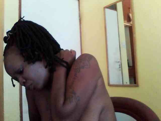 Princessmiles webcam