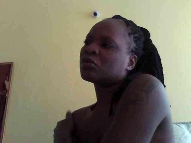 Princessmiles webcam