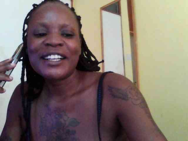 Princessmiles webcam