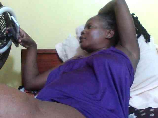 Princessmiles webcam